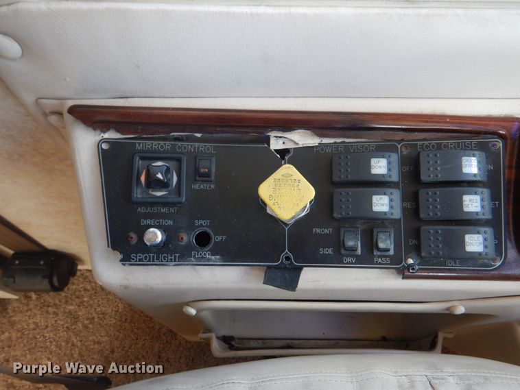 image for item JN9071 2000 Gulf Stream Spartan Tour Master  RV