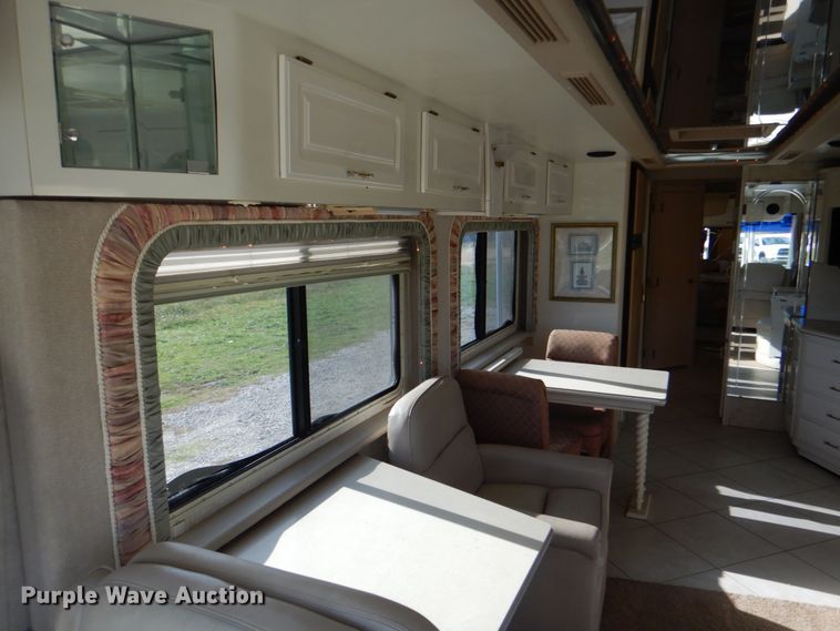 image for item JN9071 2000 Gulf Stream Spartan Tour Master  RV