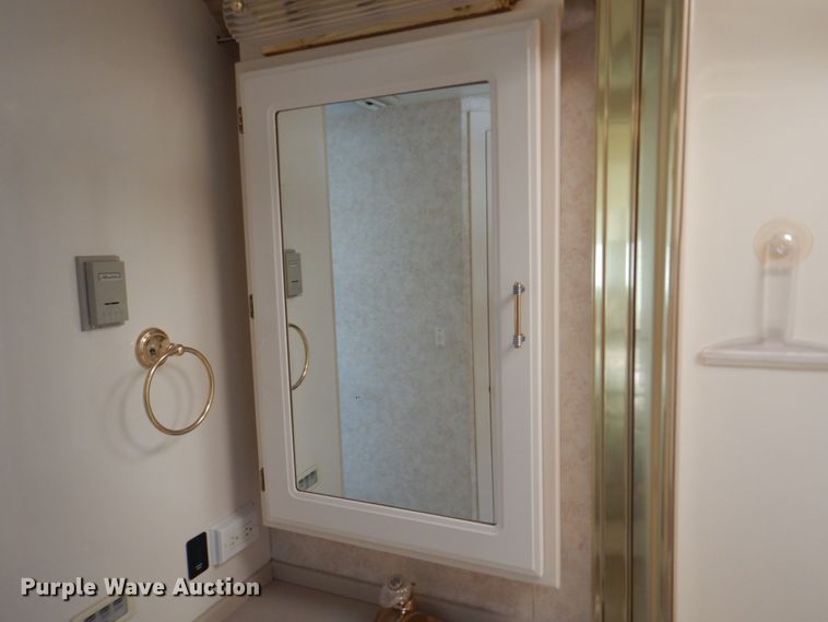 image for item JN9071 2000 Gulf Stream Spartan Tour Master  RV