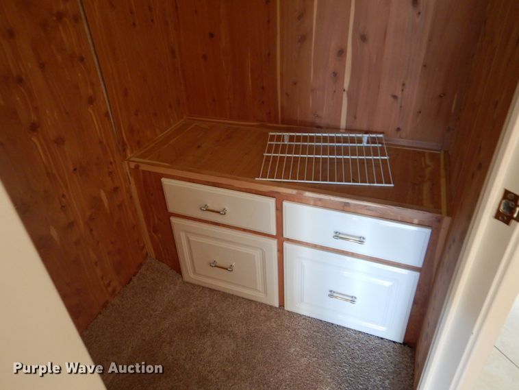 image for item JN9071 2000 Gulf Stream Spartan Tour Master  RV