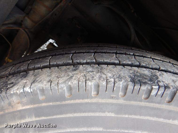 image for item JN9071 2000 Gulf Stream Spartan Tour Master  RV