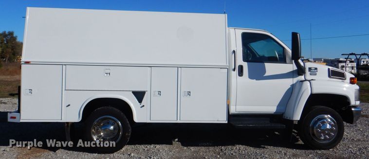 image for item JN9072 2006 Chevrolet C4500  utility / service truck