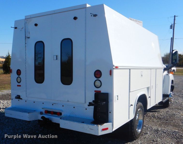 image for item JN9072 2006 Chevrolet C4500  utility / service truck