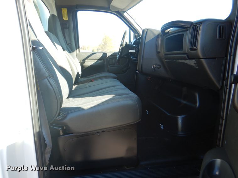 image for item JN9072 2006 Chevrolet C4500  utility / service truck