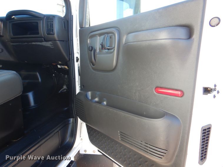 image for item JN9072 2006 Chevrolet C4500  utility / service truck