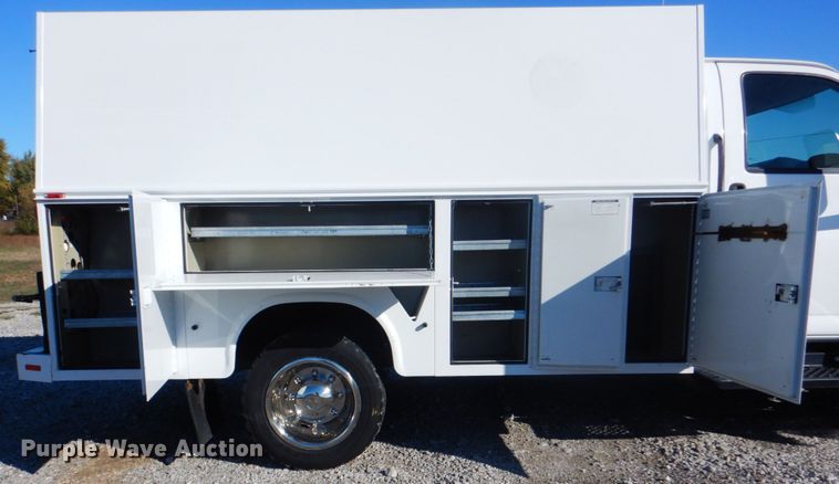 image for item JN9072 2006 Chevrolet C4500  utility / service truck