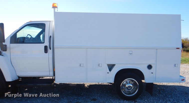 image for item JN9072 2006 Chevrolet C4500  utility / service truck