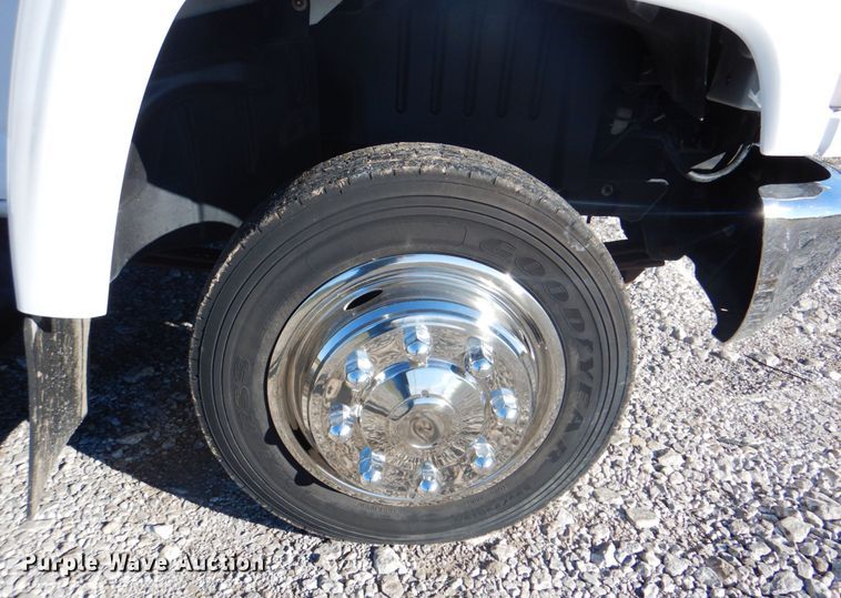 image for item JN9072 2006 Chevrolet C4500  utility / service truck