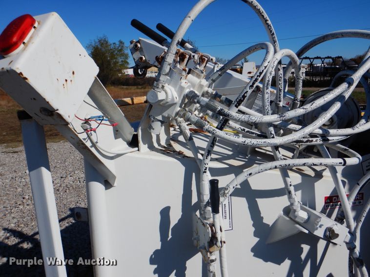 image for item JN9076 Brush Bandit 280XP  wood chipper