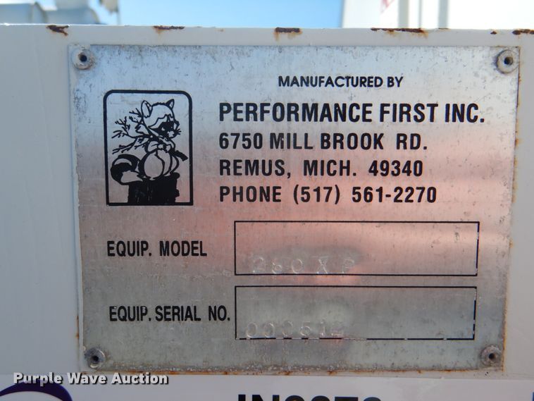 image for item JN9076 Brush Bandit 280XP  wood chipper