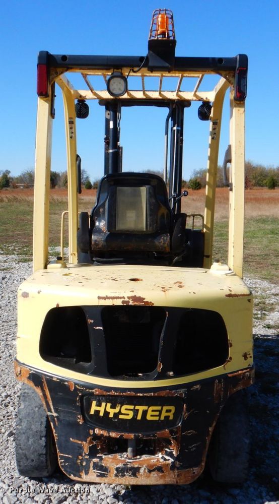 image for item JN9077 Hyster H60FT  forklift