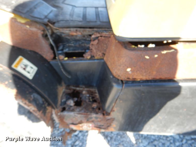 image for item JN9077 Hyster H60FT  forklift