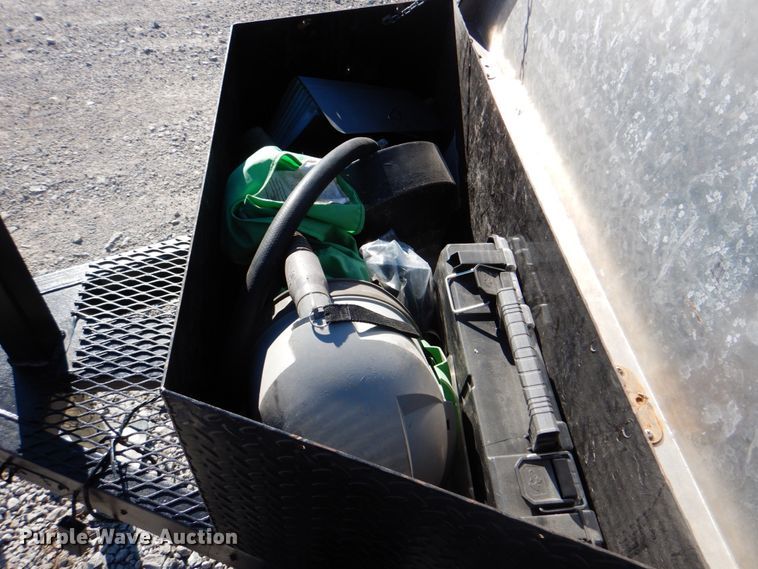 image for item JN9081 2018 MMJL Inc.  sand blaster