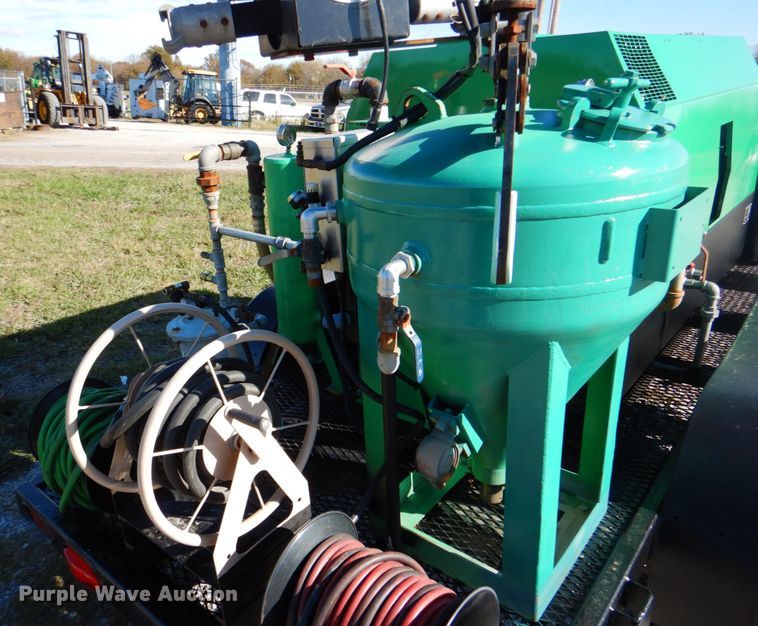 image for item JN9081 2018 MMJL Inc.  sand blaster