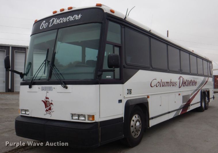 image for item JS9224 1999 Motor Coach Industries 102-DL3  coach bus