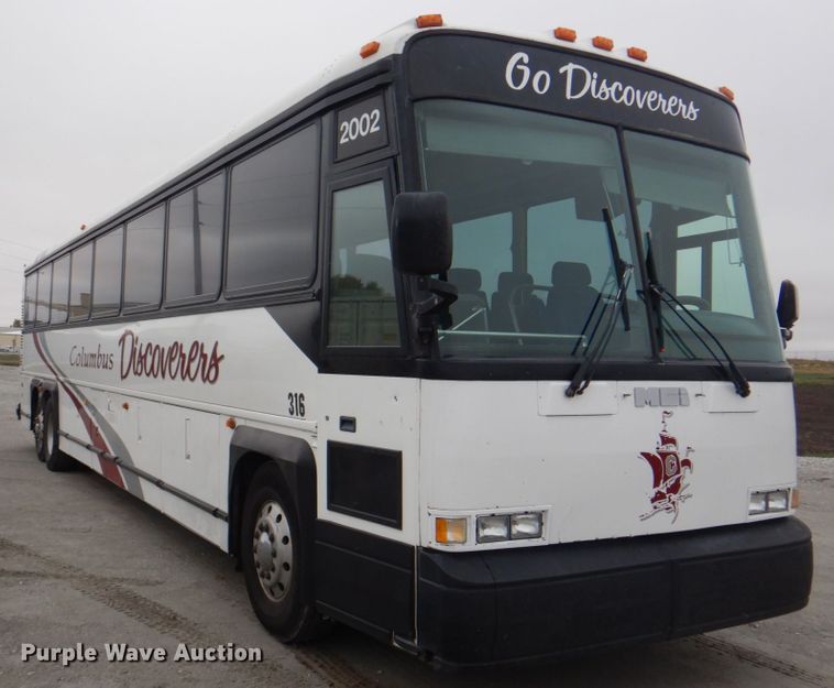 image for item JS9224 1999 Motor Coach Industries 102-DL3  coach bus