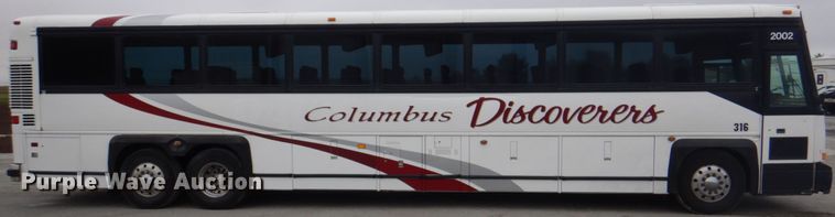 image for item JS9224 1999 Motor Coach Industries 102-DL3  coach bus