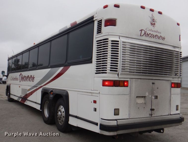 image for item JS9224 1999 Motor Coach Industries 102-DL3  coach bus