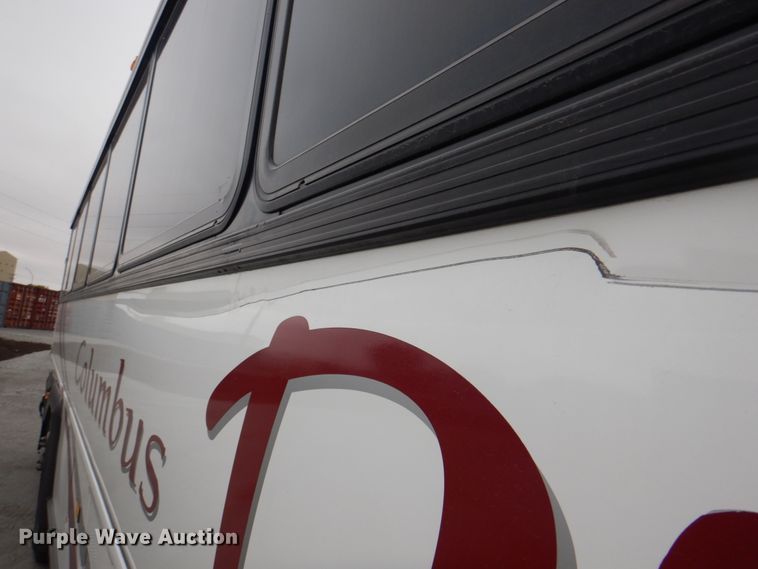 image for item JS9224 1999 Motor Coach Industries 102-DL3  coach bus