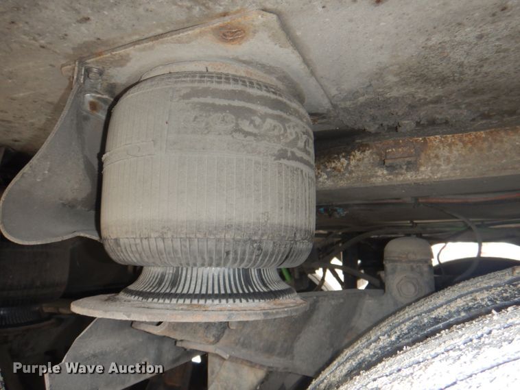 image for item JS9224 1999 Motor Coach Industries 102-DL3  coach bus