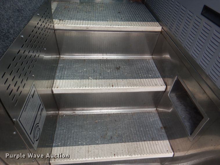 image for item JS9224 1999 Motor Coach Industries 102-DL3  coach bus