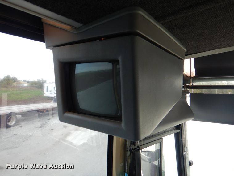 image for item JS9224 1999 Motor Coach Industries 102-DL3  coach bus