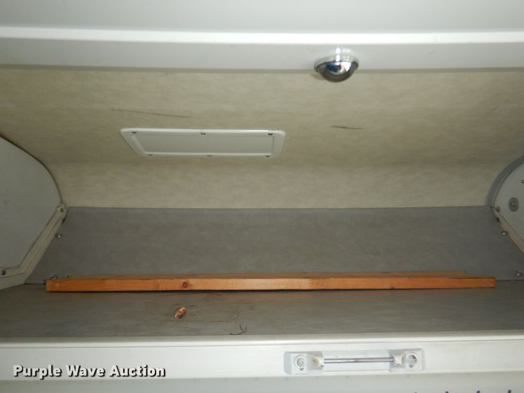 image for item JS9224 1999 Motor Coach Industries 102-DL3  coach bus