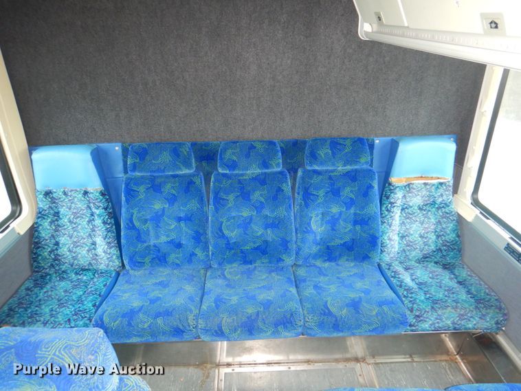 image for item JS9224 1999 Motor Coach Industries 102-DL3  coach bus