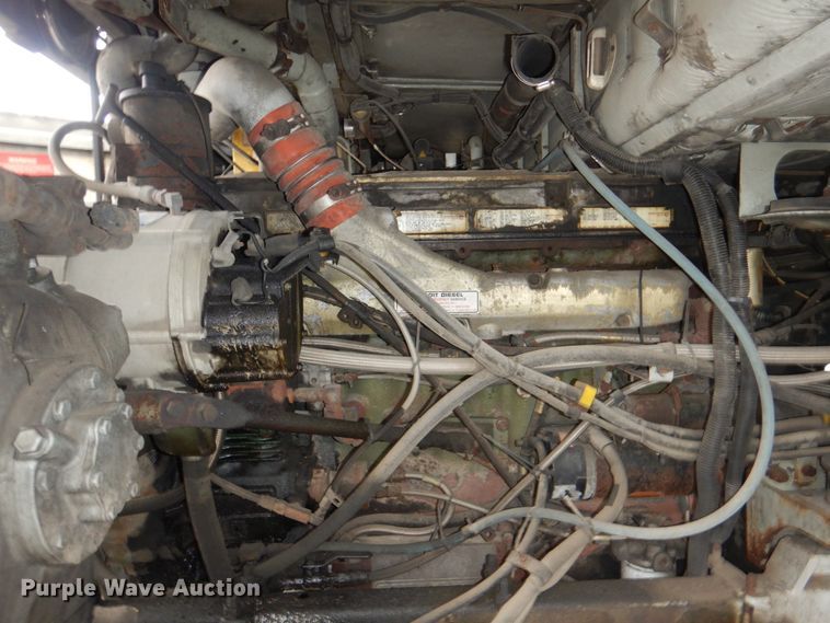 image for item JS9224 1999 Motor Coach Industries 102-DL3  coach bus