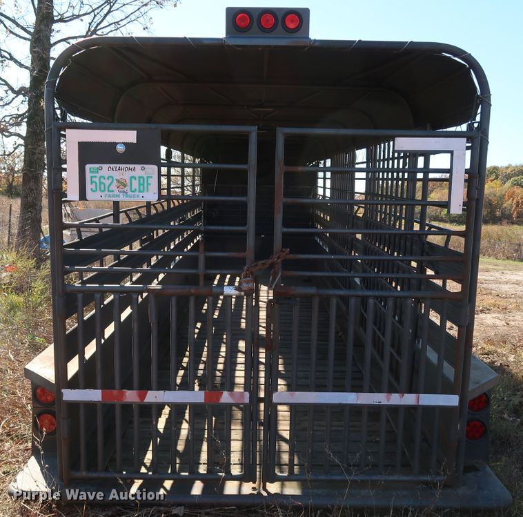 image for item JS9786 2005 Neckover GL24-2-6K  livestock trailer