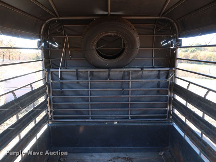 image for item JS9786 2005 Neckover GL24-2-6K  livestock trailer