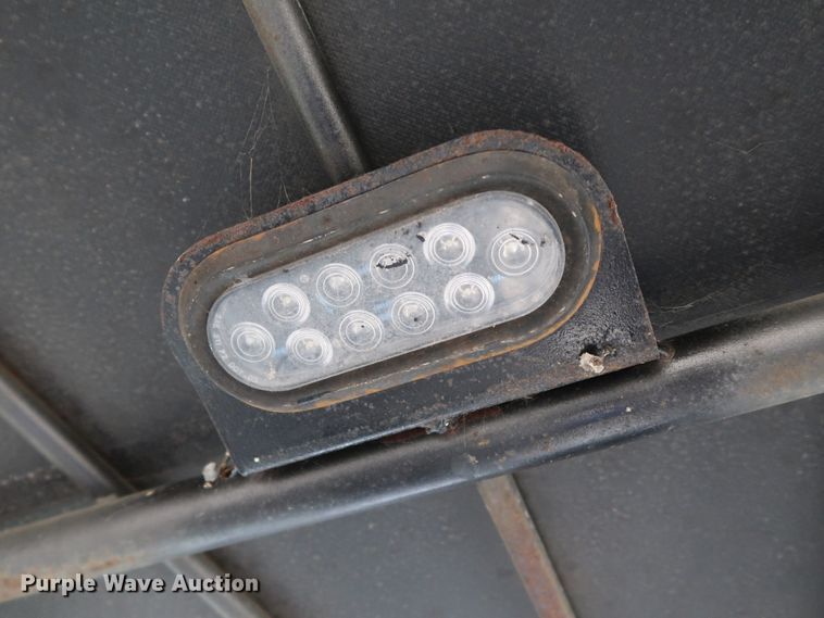 image for item JS9786 2005 Neckover GL24-2-6K  livestock trailer