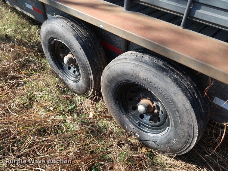 image for item JS9786 2005 Neckover GL24-2-6K  livestock trailer