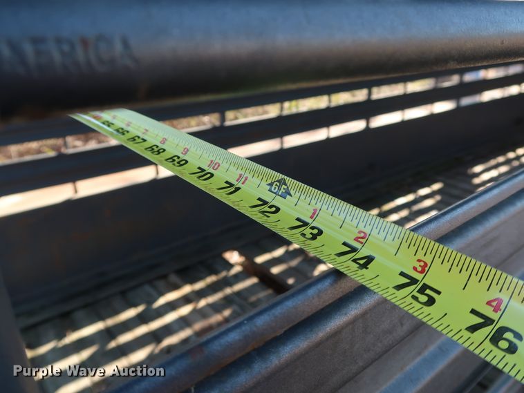 image for item JS9786 2005 Neckover GL24-2-6K  livestock trailer