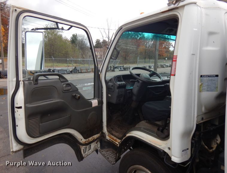 image for item KK9703 2004 Isuzu NQR  street sweeper truck