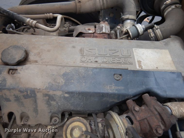 image for item KK9703 2004 Isuzu NQR  street sweeper truck