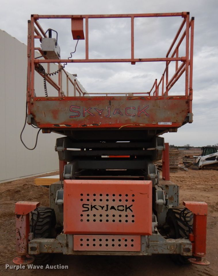 image for item KK9708 Skyjack SJ9250  scissor lift