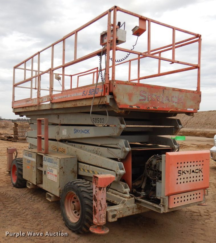 image for item KK9708 Skyjack SJ9250  scissor lift