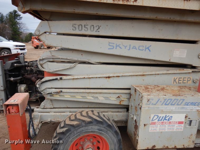 image for item KK9708 Skyjack SJ9250  scissor lift