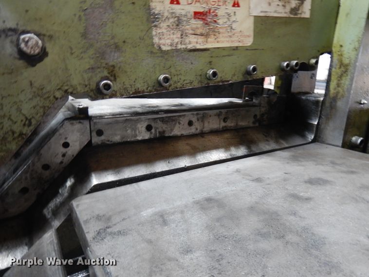 image for item KK9718 Piranha P90  iron worker