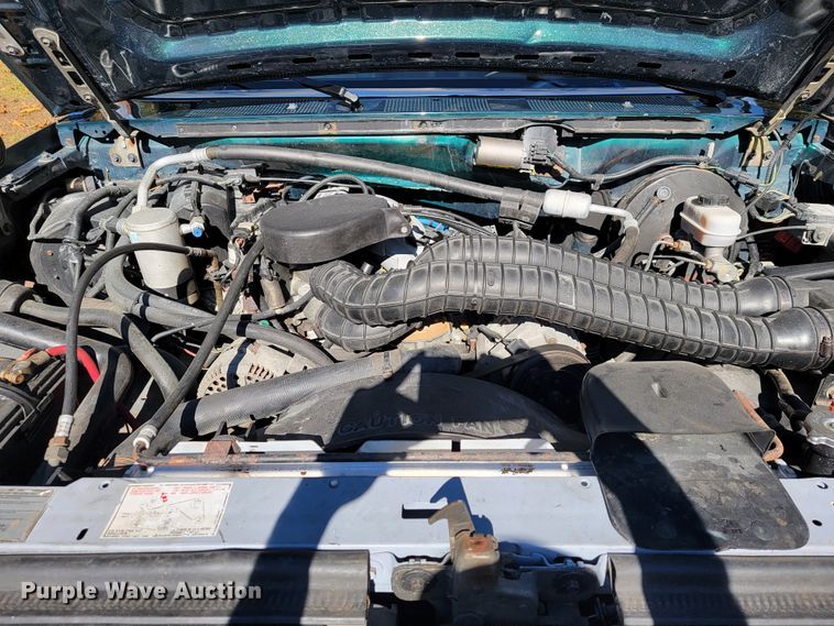 image for item KQ9089 1993 Ford Bronco Eddie Bauer  SUV