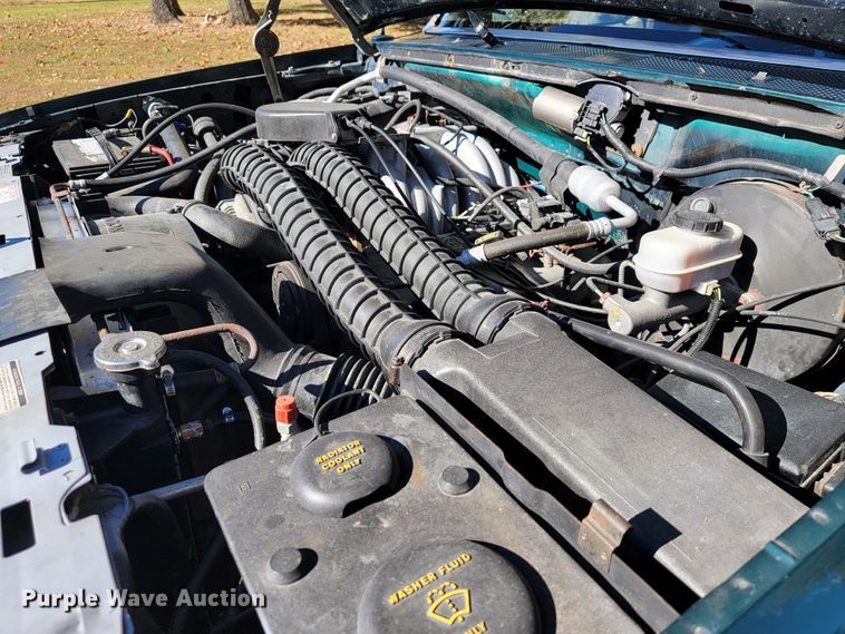 image for item KQ9089 1993 Ford Bronco Eddie Bauer  SUV