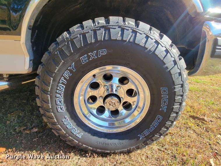 image for item KQ9089 1993 Ford Bronco Eddie Bauer  SUV