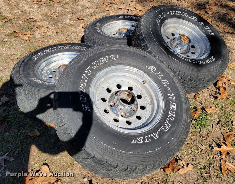 image for item KQ9089 1993 Ford Bronco Eddie Bauer  SUV