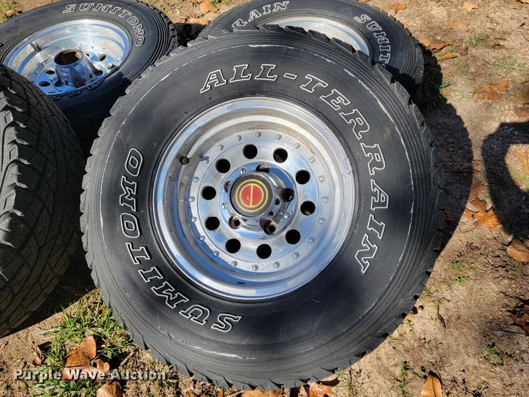 image for item KQ9089 1993 Ford Bronco Eddie Bauer  SUV