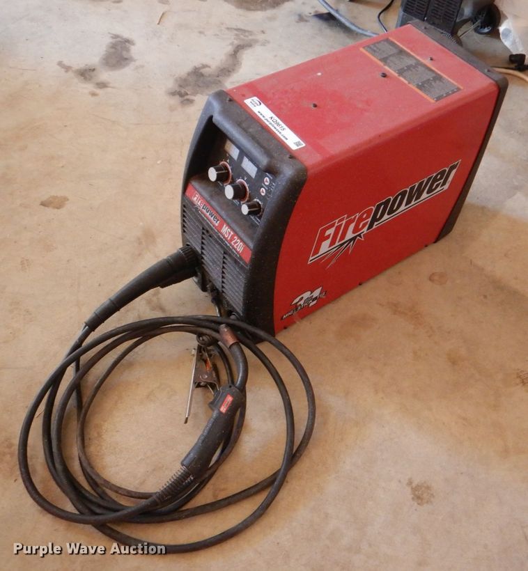 Firepower MST 220i welder in Antlers, OK Item KQ9615 sold Purple Wave