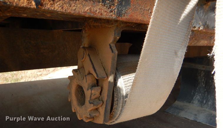 image for item KQ9620 Ingram Truck Body  flatbed