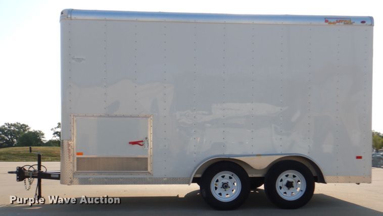 image for item KX9388 2009 Doolittle  enclosed cargo trailer