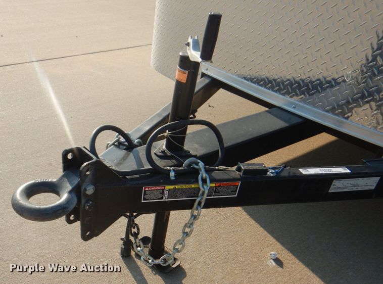 image for item KX9388 2009 Doolittle  enclosed cargo trailer