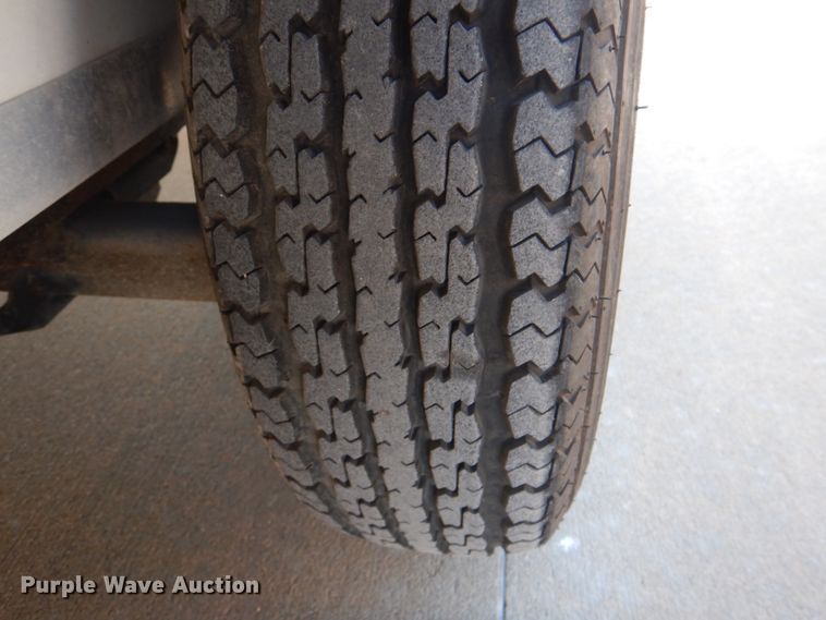 image for item KX9388 2009 Doolittle  enclosed cargo trailer